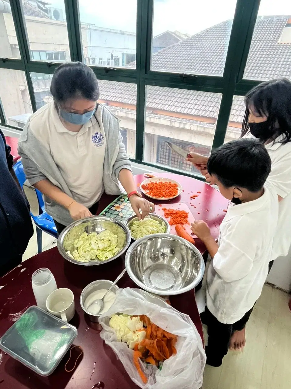 Students in a cooking class